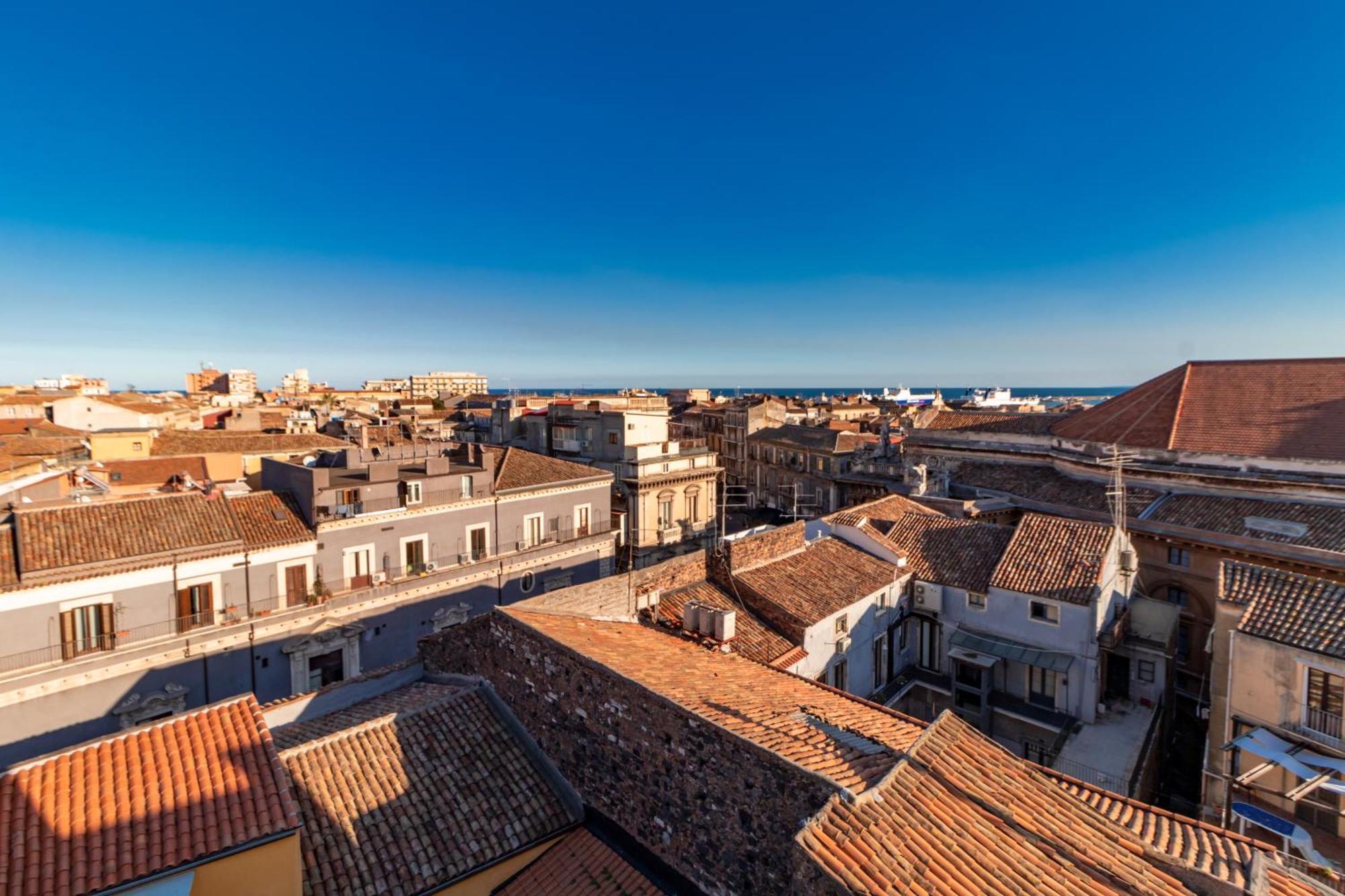 Terrazza Sangiuliano Bed & Breakfast Catania Exterior photo